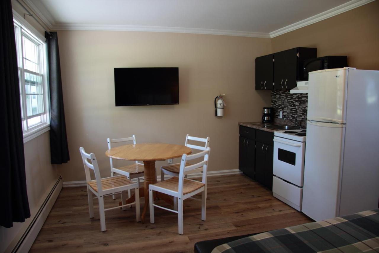 Carleton Inn&Cottages Bridgetown Esterno foto