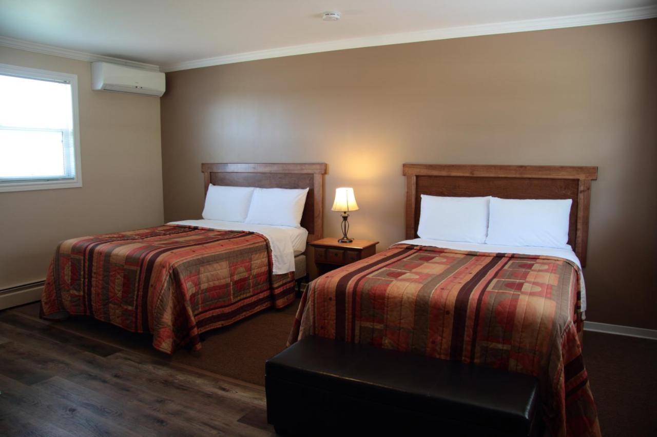 Carleton Inn&Cottages Bridgetown Esterno foto